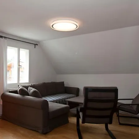 Haus Central *